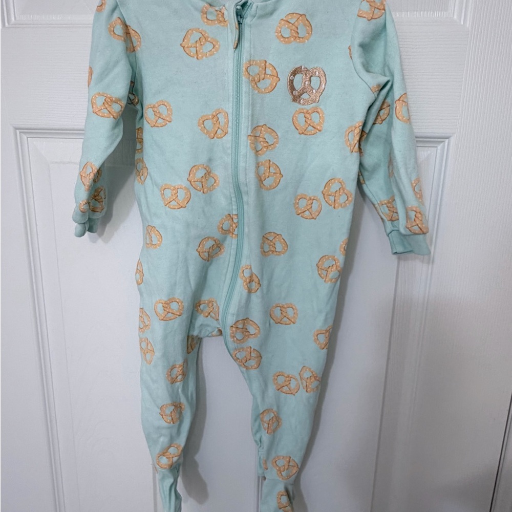 Pekkle Mint Pretzel Print Sleeper